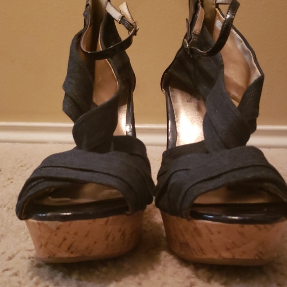 Wedge sandals - Picture 2 of 7